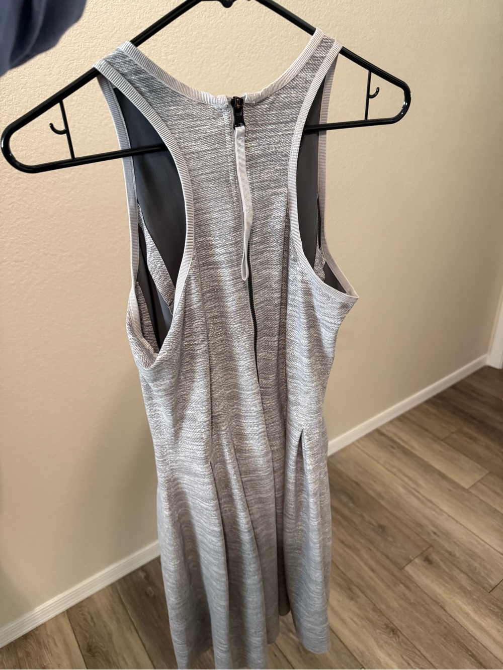 🩶Lululemon Here to There Dress - Size 10
- color heathered silver - tennis 🩶 - Picture 4 of 10